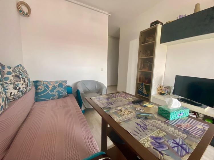 Apartament cu 2 camere semidecomandat în Chiajna