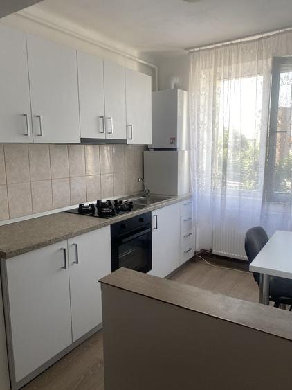 Apartament cu 2 camere semidecomandat în Ultracentral