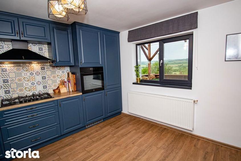 Casă cu 4 camere cu Teren 210 Mp în Bucov