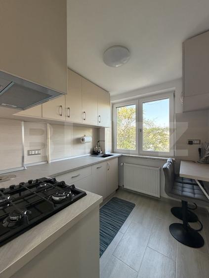 Apartament cu 2 camere decomandat, mobilat în Ultracentral