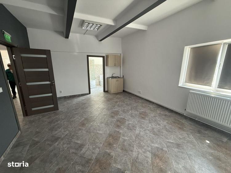Spațiu comercial, de 312 mp, în Central