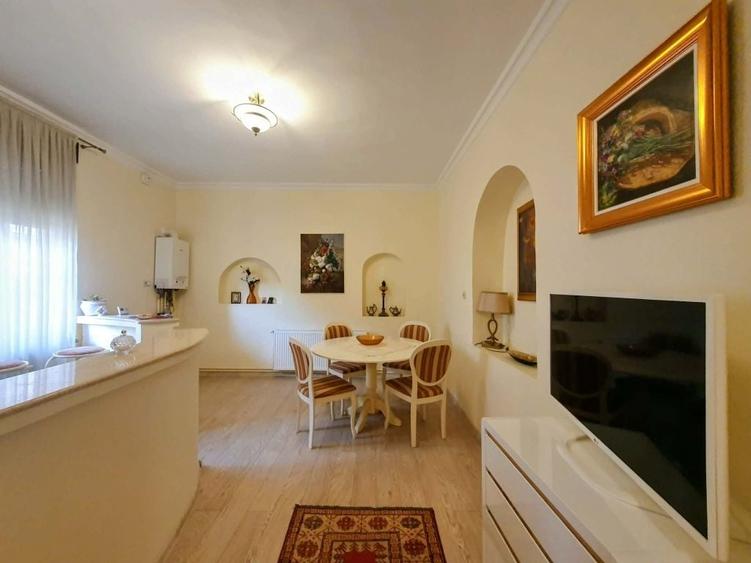 Apartament cu 2 camere semidecomandat în Ultracentral