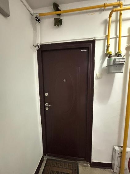Apartament cu 3 camere decomandat în Dacia