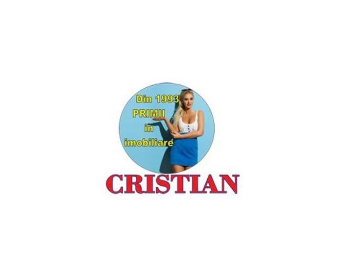 Apartament cu 4 camere decomandat în Apollo