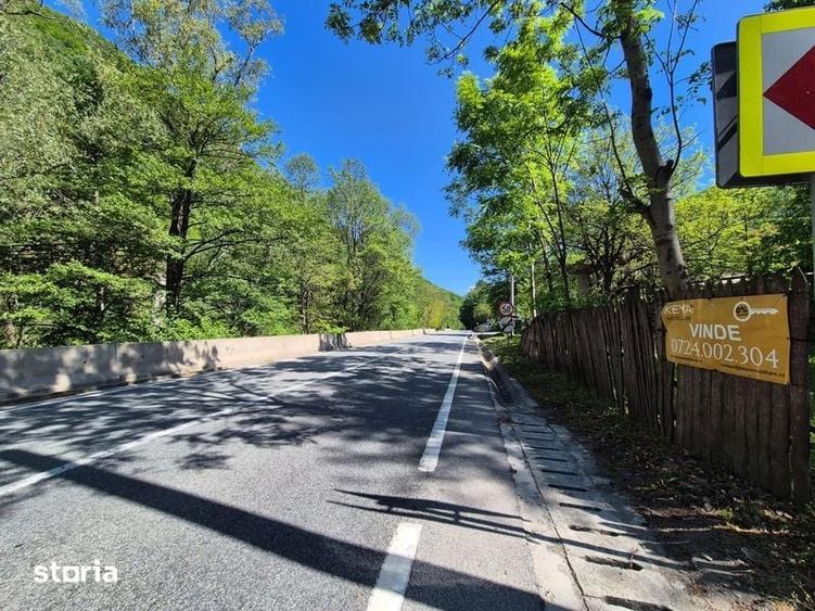 Casă cu 4 camere cu Teren 550 Mp în Central