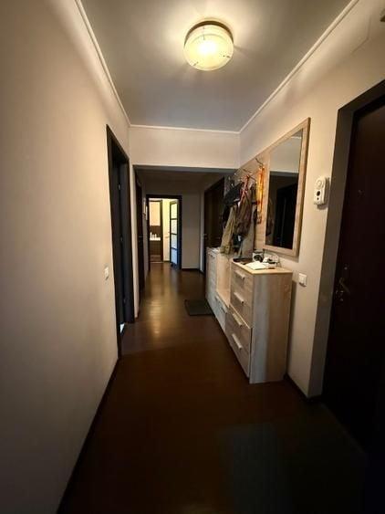 Apartament cu 3 camere decomandat, mobilat în Dristor
