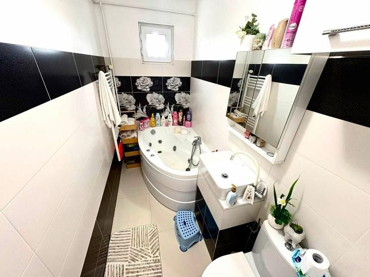 Apartament cu 2 camere semidecomandat în Vest