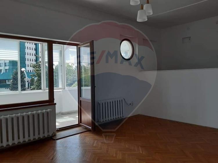 Casă individuală cu 4 camere cu Teren 200 Mp în Grigorescu