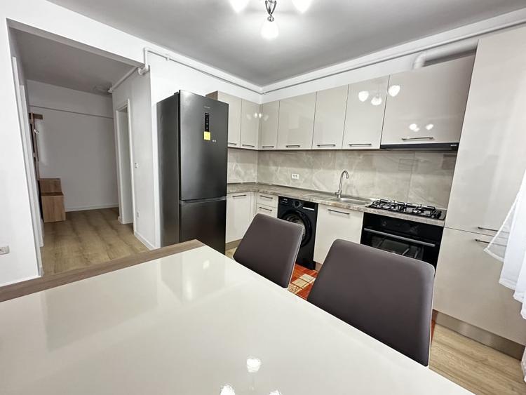 Apartament cu 2 camere decomandat, mobilat în Cetate