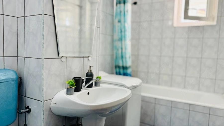 Proprietar Inchiriez apartament 1 camera 50 Mp - 14