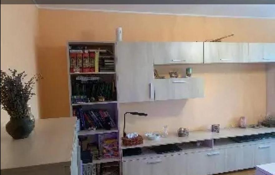 Apartament cu 2 camere decomandat în Anda