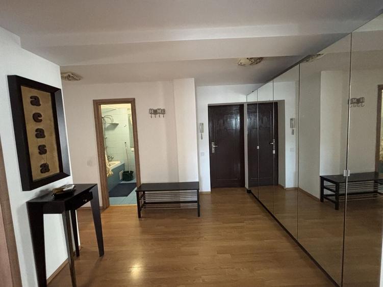 Inchiriez Ap 2 camere cu loc parcare subteran, Ten Blocks - 2