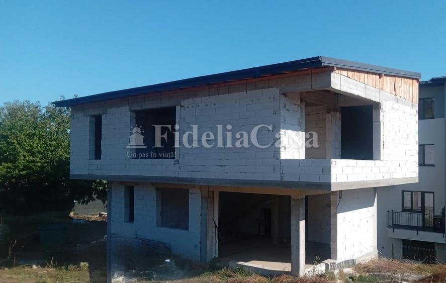 Casă cu 4 camere cu Teren 300 Mp în Rediu