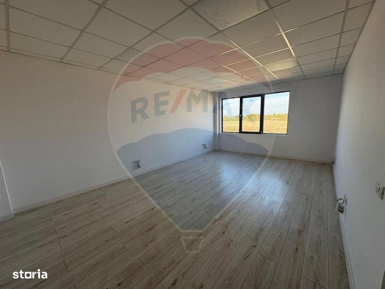 Spațiu comercial, de 550 mp, în Central