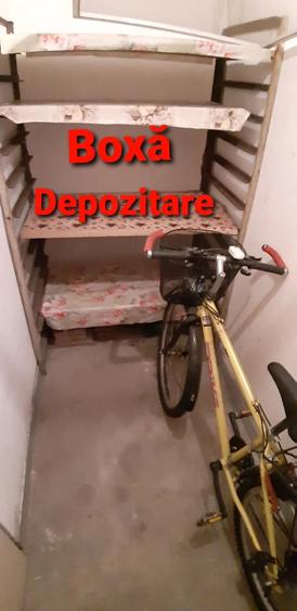 Garsonieră decomandată în Central