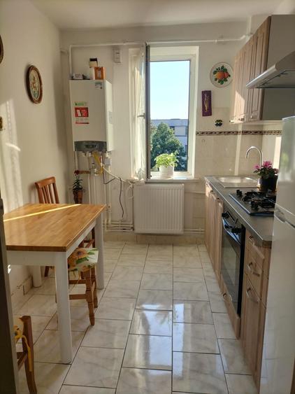 Apartament cu 2 camere semidecomandat în Podari