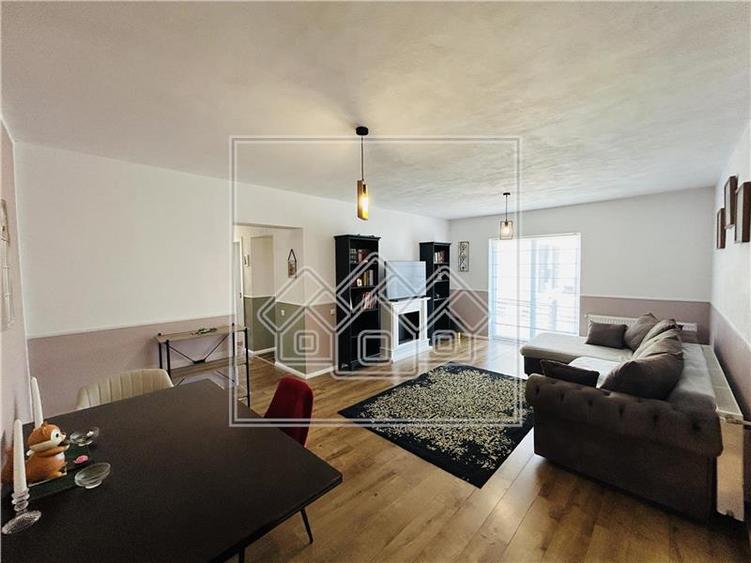 Duplex cu 4 camere cu Canalizare în Daia