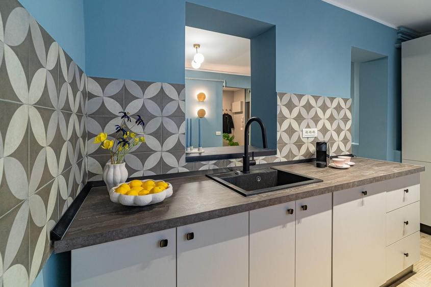 Apartament cu 2 camere, mobilat în Calea Victoriei