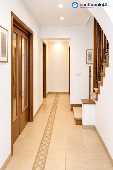 Casă individuală cu 4 camere cu Teren 300 Mp în Pipera