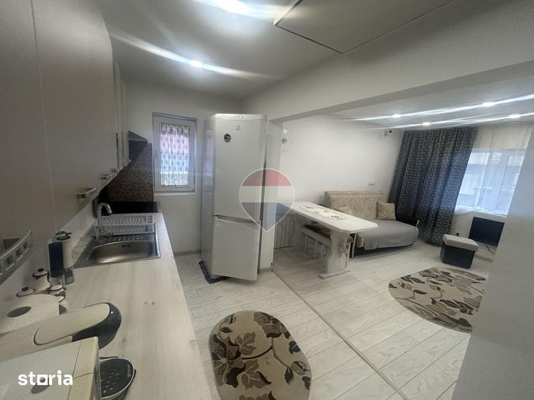 Casă cu 3 camere cu Teren 363 Mp în Central