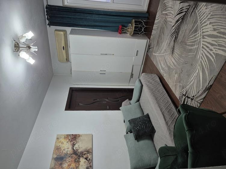 Apartament cu 2 camere semidecomandat în Berceni
