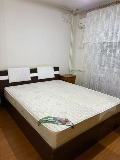 Apartament cu 2 camere decomandat în 1 Mai