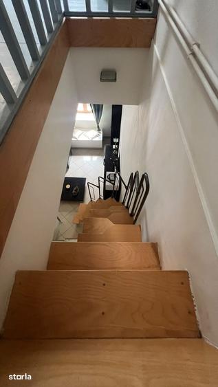 Apartament cu 5 camere în Central