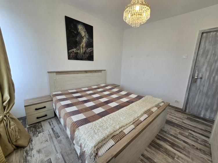 Apartament cu 2 camere semidecomandat în Cantemir