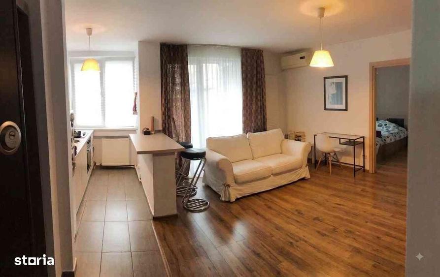 Apartament cu 2 camere semidecomandat în Ultracentral