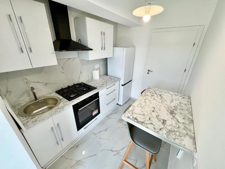 Apartament cu 2 camere decomandat în Păcurari