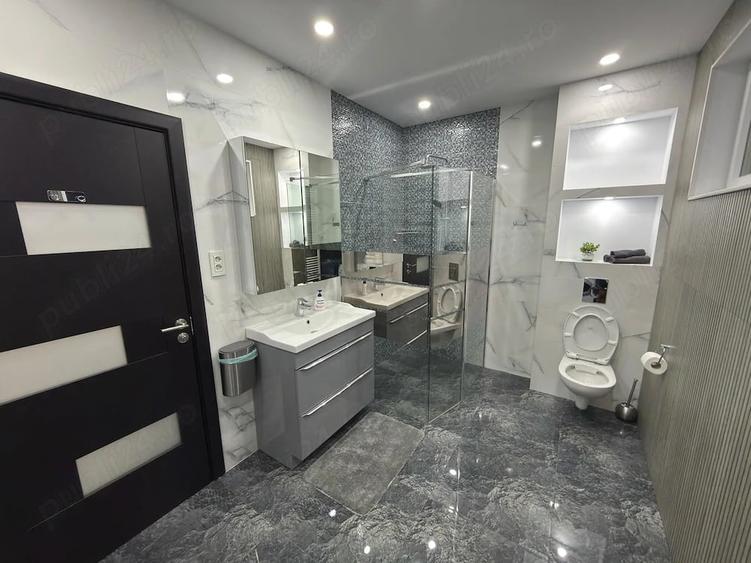 Apartament cu 2 camere decomandat în Trivale