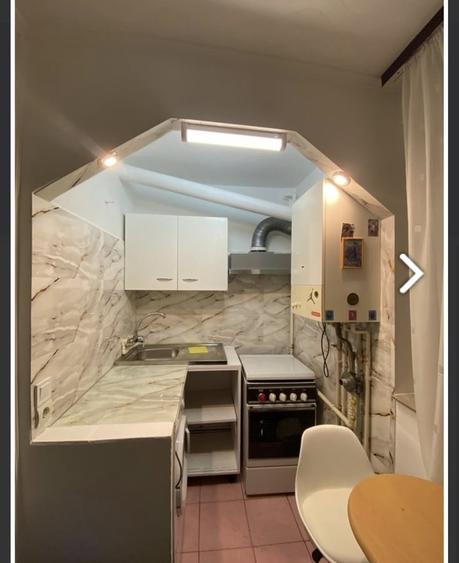 Garsonieră decomandată, mobilată în Mărgeanului