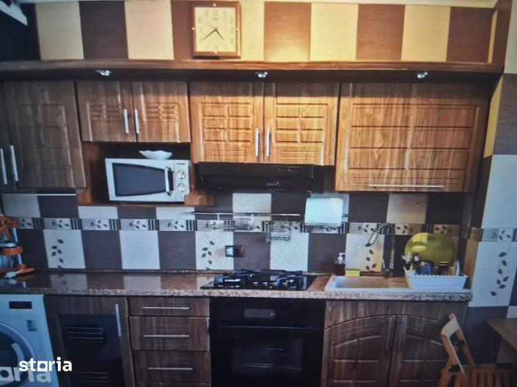 Apartament cu 2 camere decomandat în Obor