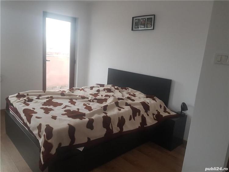 Casă cu 5 camere cu Teren 600 Mp în Cazasu