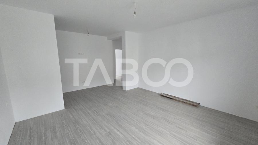 Apartament cu 3 camere decomandat în Mihai Viteazul