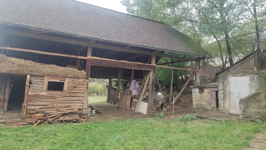 Teren de 6900 mp, în Rotopănești