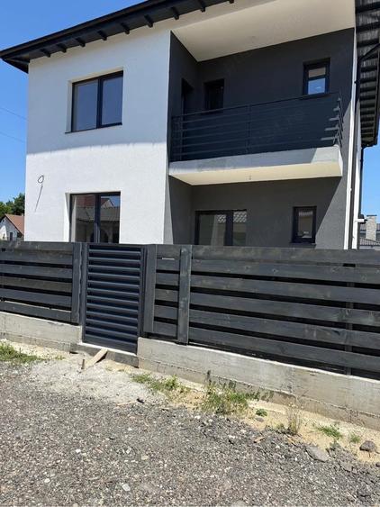 Casă cu 4 camere cu Teren 790 Mp în Exterior Vest