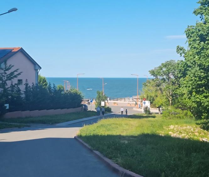 Garsoniera Faleza Nord , etaj1, centrala gaze,balcon, 2 pasi de mare, plaja Reyna, Termen Lung.. - 7
