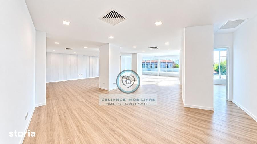 Spațiu comercial, de 310 mp, în Sud