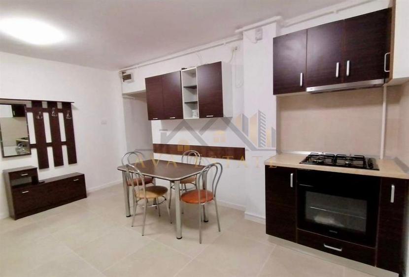 Apartament cu 2 camere semidecomandat, mobilat în Aradului