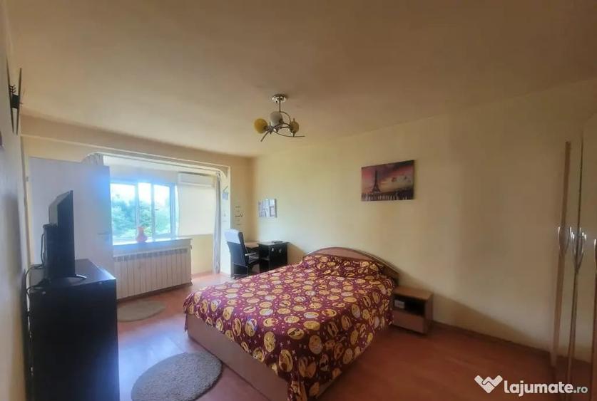 Garsonieră decomandată în Tineretului