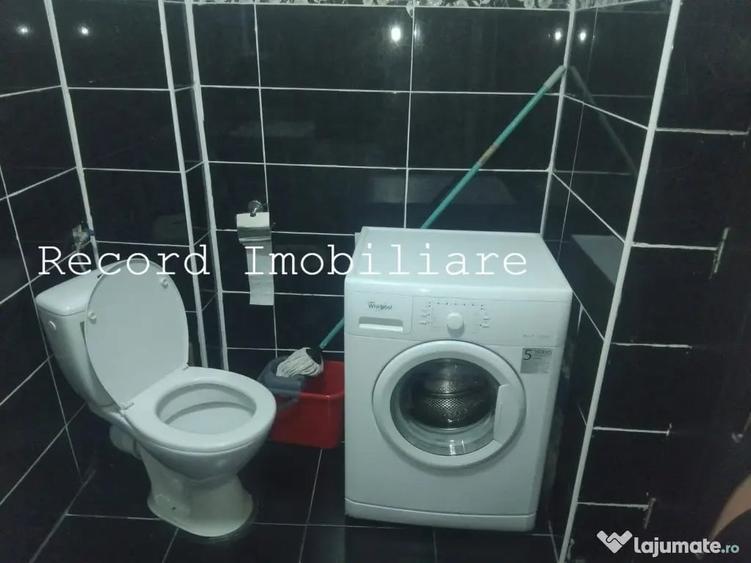 Apartament cu 3 camere semidecomandat în Florești
