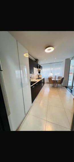 Apartament cu 2 camere decomandat în Roșu
