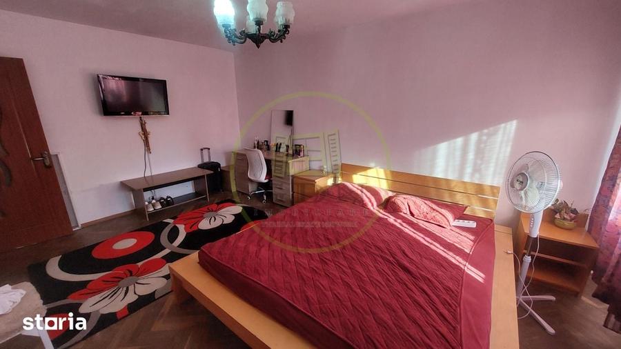 Apartament cu 3 camere decomandat în 1 Mai