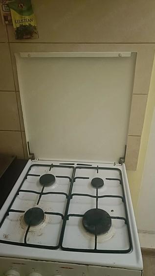 Garsonieră decomandată în CET