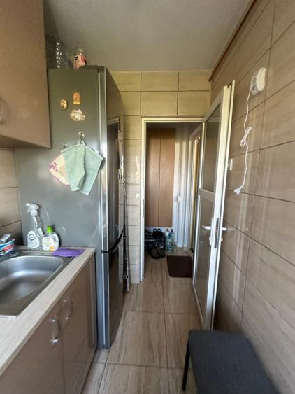 Apartament cu 2 camere semidecomandat în Rahova