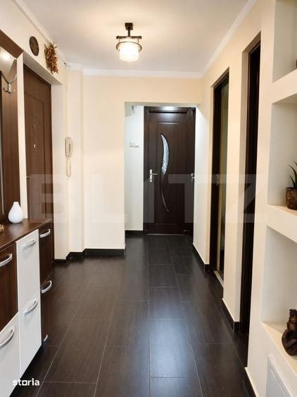 Apartament cu 3 camere decomandat în Central