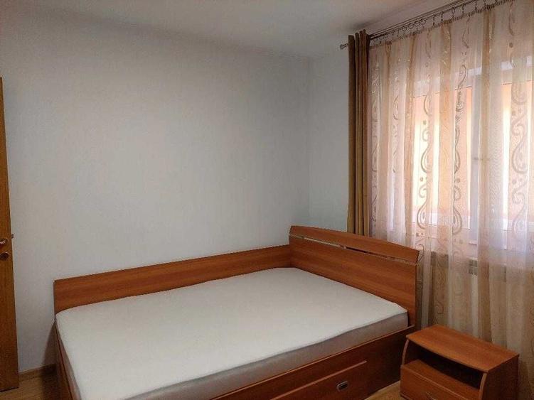 Apartament cu 2 camere decomandat în Km 4