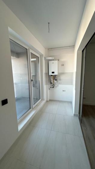 Apartament cu 3 camere semidecomandat în Albert