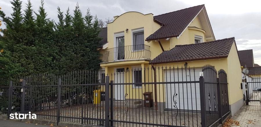 Casă cu Teren 329 Mp în Trei Stejari